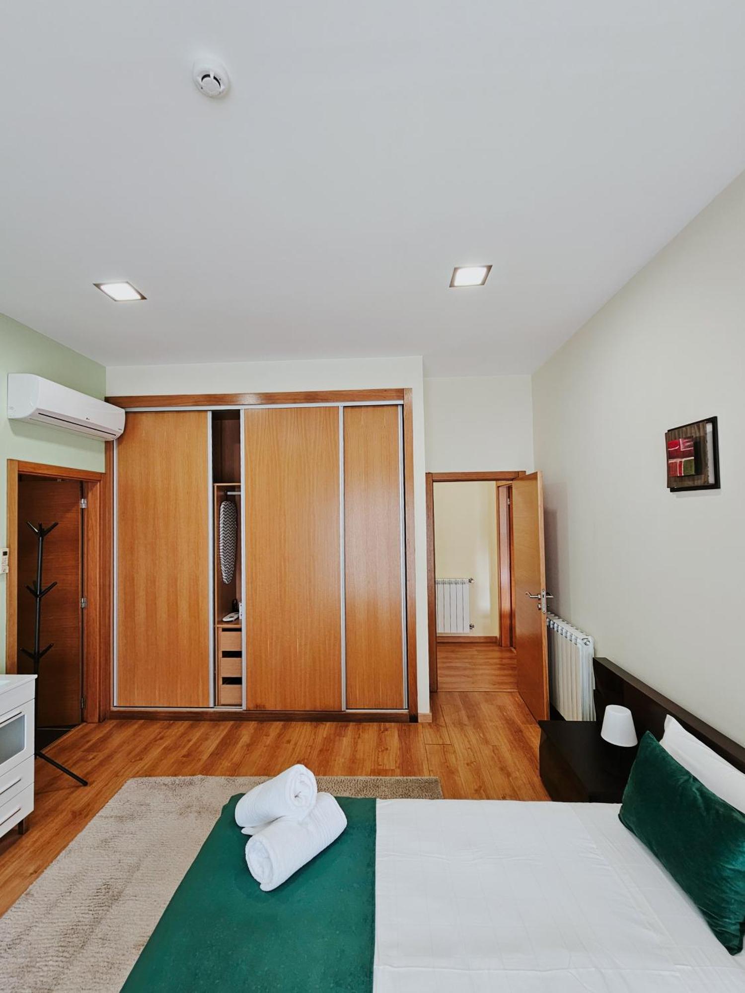 Juncao - Apartamentos Completos Миранда до Дуро Екстериор снимка